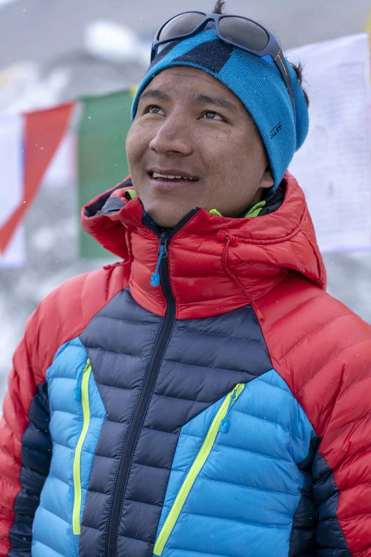 Tenjing 'Tenji' Sherpa. © Jon Griffith/Alpine Exposures